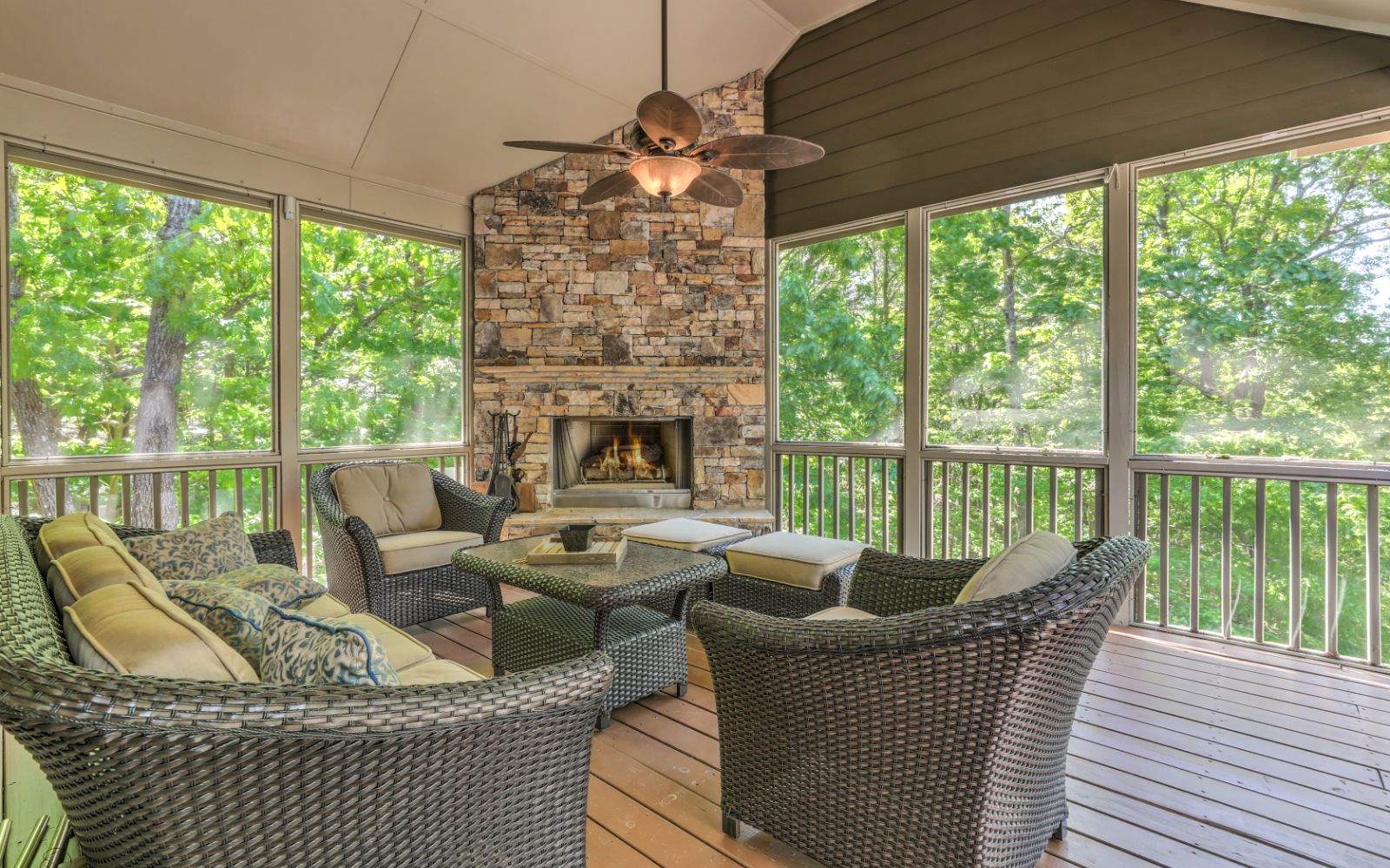 Big Canoe GA Rentals - The Wolf Den | Mountain Vista Rentals